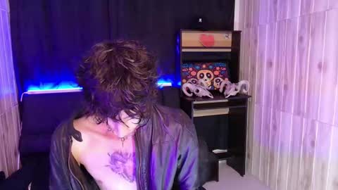 Snapshot of kenny__hot chatting on 03-05-25, 05:08 kenny online show from 03-05-25, 05:08