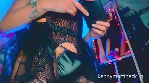 Snapshot of kenny_starrk chatting on 05-12-26, 08:22 Kenny Starr online show from 05-12-26, 08:22