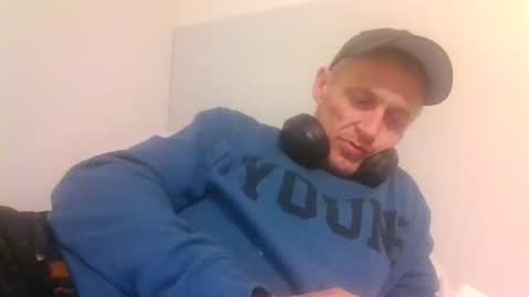 kennyboyk online show from 05-17-26, 10:06