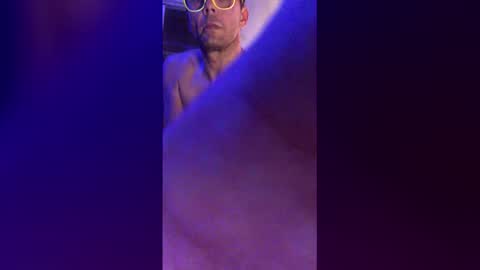 Snapshot of kennyburns089 chatting on 02-02-26, 10:52 kennyburns089 online show from 02-02-26, 10:52