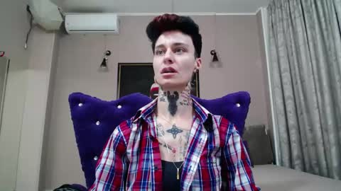 Snapshot of kennyvibe chatting on 05-15-26, 11:50 kennyvibe online show from 05-15-26, 11:50