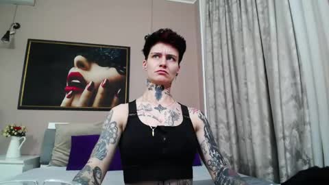 Snapshot of kennyvibe chatting on 05-25-26, 11:27 kennyvibe online show from 05-25-26, 11:27