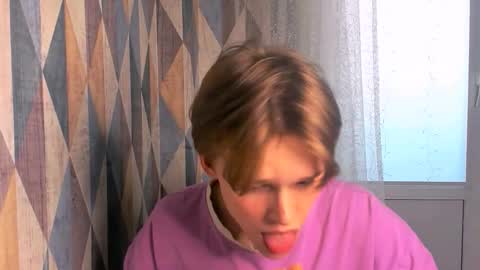 Snapshot of kenordi chatting on 03-22-26, 12:19 kenordi online show from 03-22-26, 12:19