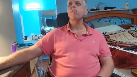 Snapshot of kent_ham chatting on 11-21-25, 02:21 kent_ham online show from 11-21-25, 02:21