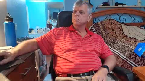 Snapshot of kent_ham chatting on 12-02-25, 02:06 kent_ham online show from 12-02-25, 02:06