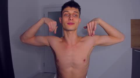 Snapshot of kenter_parker chatting on 10-25-25, 11:51 Peter online show from 10-25-25, 11:51