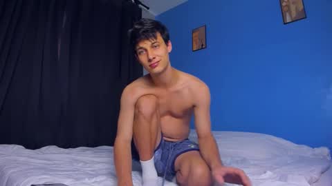 Snapshot of kenter_parker chatting on 01-13-26, 03:12 Peter online show from 01-13-26, 03:12