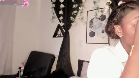 KENTHA  online show from 04-30-26, 10:54
