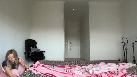 kenziesmithh online show from 09-09-25, 03:11