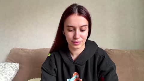 Snapshot of kerrieteem chatting on 07-09-26, 06:17 Lina online show from 07-09-26, 06:17