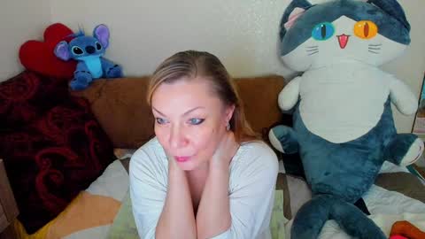 Snapshot of kerryblarex chatting on 01-12-25, 12:55 Kerry online show from 01-12-25, 12:55