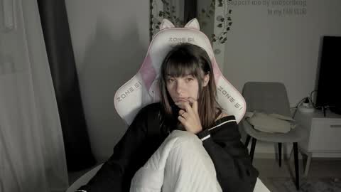 Snapshot of kesh_mne chatting on 09-10-25, 06:19 kesh_mne online show from 09-10-25, 06:19