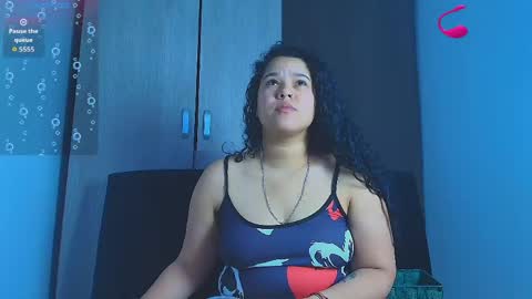 Snapshot of kesha_rosse_ chatting on 05-02-26, 10:20 KESHA online show from 05-02-26, 10:20