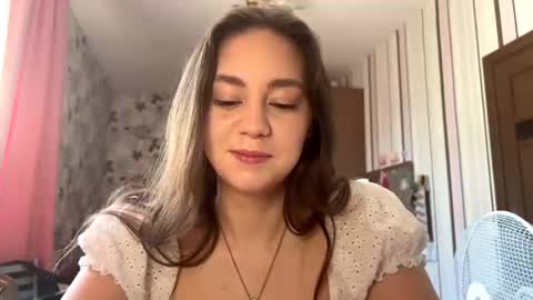 Ellie online show from 05-23-26, 08:18