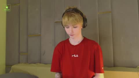 Kessy online show from 05-30-26, 07:33