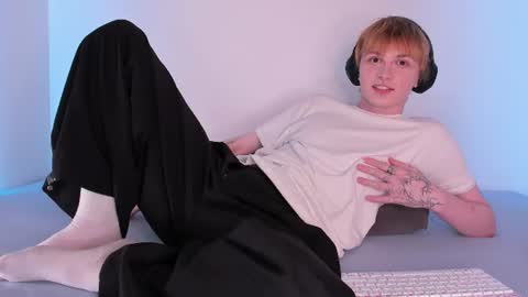 Kessy online show from 07-29-26, 08:07