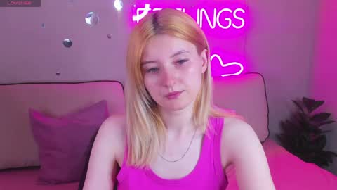 Snapshot of keta_haa chatting on 05-30-26, 01:03 Keta online show from 05-30-26, 01:03