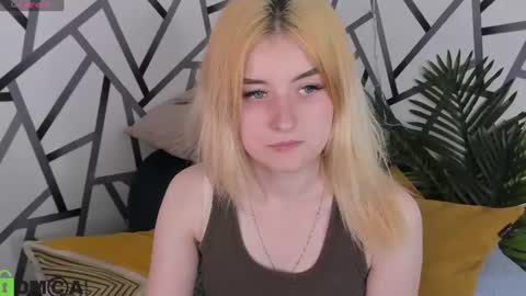Snapshot of keta_haa chatting on 06-15-26, 01:08 Keta online show from 06-15-26, 01:08