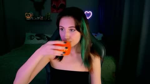 Keti 3 online show from 11-23-25, 05:13