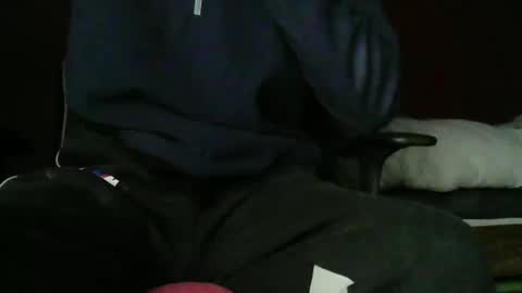 Snapshot of kev19922 chatting on 01-17-26, 01:21 kev19922 online show from 01-17-26, 01:21