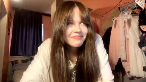 Lina online show from 04-16-26, 06:36