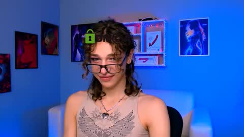 kevi here online show from 10-10-25, 09:08