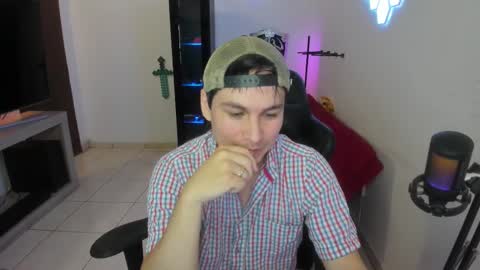 Kevin online show from 11-08-25, 11:36