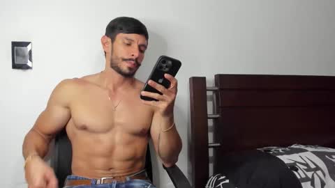 Snapshot of kevin_malone22 chatting on 12-22-25, 09:56 kevin_malone22 online show from 12-22-25, 09:56