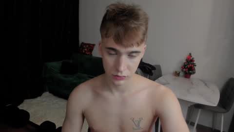 Snapshot of kevin_martin8 chatting on 12-17-24, 01:29 Kevin Martin online show from 12-17-24, 01:29