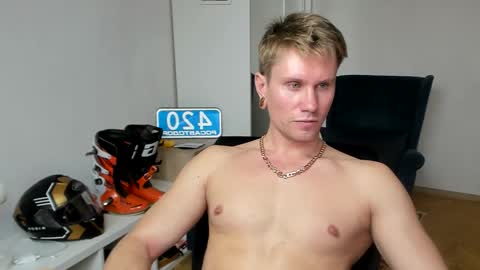 Kev online show from 10-20-25, 01:00