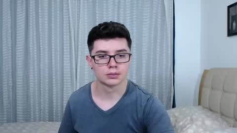 Snapshot of kevinhunts chatting on 11-02-25, 07:49 Kevin online show from 11-02-25, 07:49