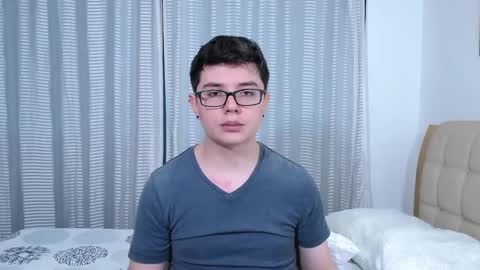 Snapshot of kevinhunts chatting on 11-15-25, 05:53 Kevin online show from 11-15-25, 05:53