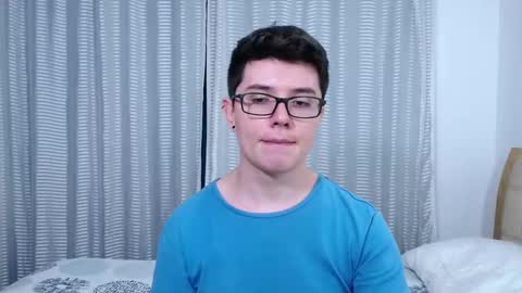 Snapshot of kevinhunts chatting on 12-14-25, 09:30 Kevin online show from 12-14-25, 09:30