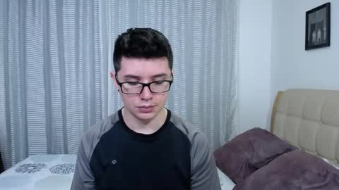 Snapshot of kevinhunts chatting on 01-18-26, 09:29 Kevin online show from 01-18-26, 09:29