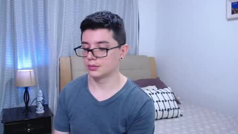 Snapshot of kevinhunts chatting on 02-20-26, 01:46 Kevin online show from 02-20-26, 01:46