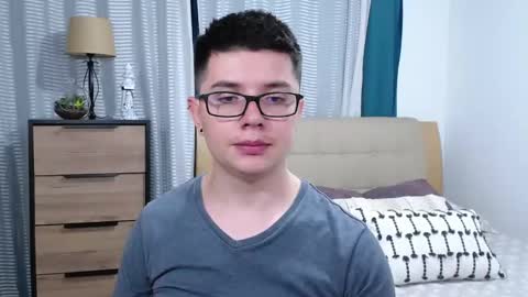 Kevin online show from 06-11-26, 03:26