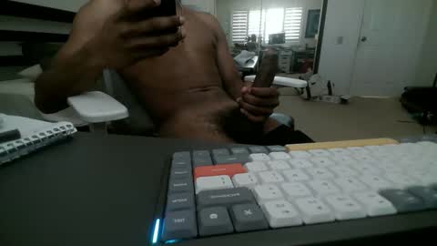 Snapshot of kevinlang97 chatting on 04-05-26, 09:01 kevinlang97 online show from 04-05-26, 09:01