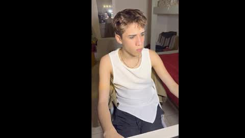 Snapshot of kevinonly43 chatting on 02-07-26, 10:08 kevonly online show from 02-07-26, 10:08