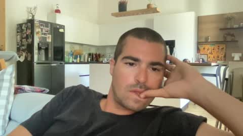 Snapshot of kevinpillobello chatting on 07-21-26, 08:05 kevinpillobello online show from 07-21-26, 08:05
