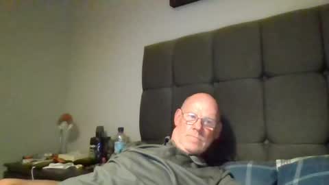 Snapshot of kevlooking4sez chatting on 06-22-26, 12:02 kevlooking4sez online show from 06-22-26, 12:02