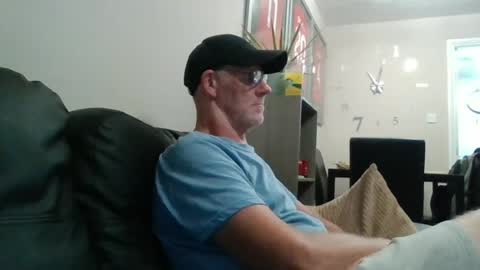 Snapshot of kevlooking4sez chatting on 06-26-26, 10:03 kevlooking4sez online show from 06-26-26, 10:03