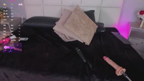 keyla_lage online show from 06-11-26, 12:32