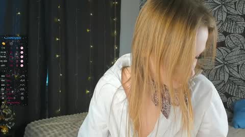 Snapshot of keylalong chatting on 01-15-25, 07:37 Hi Im Mary Glad to see you in my room PVT is open online show from 01-15-25, 07:37