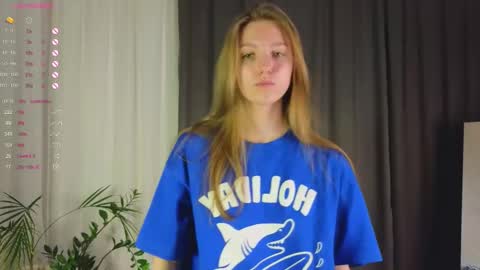 Snapshot of keylalong chatting on 03-02-25, 12:01 Hi Im Mary Glad to see you in my room PVT is open online show from 03-02-25, 12:01