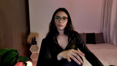 Snapshot of keylamiller1 chatting on 01-05-25, 01:03 Keyla online show from 01-05-25, 01:03