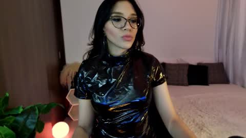 Snapshot of keylamiller1 chatting on 01-10-25, 09:53 Keyla online show from 01-10-25, 09:53