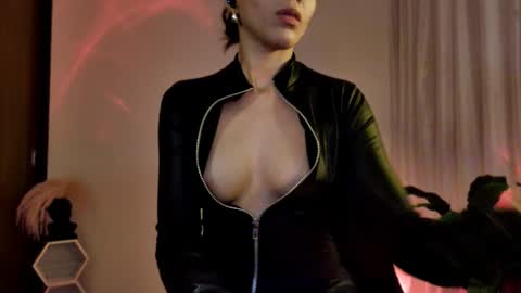 Snapshot of keylamiller1 chatting on 01-22-25, 12:48 Keyla online show from 01-22-25, 12:48