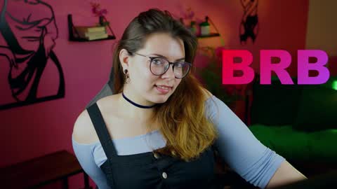 Snapshot of keytsilvas chatting on 12-11-24, 08:26 Keyt online show from 12-11-24, 08:26