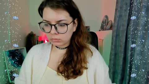 Snapshot of keytsilvas chatting on 12-22-24, 02:49 Keyt online show from 12-22-24, 02:49