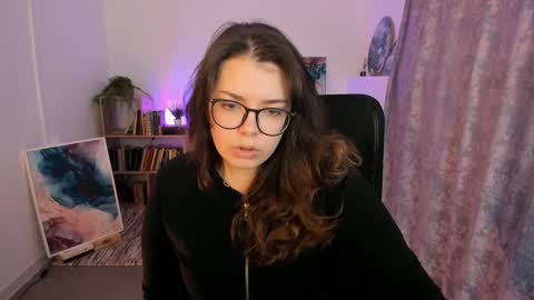 Snapshot of keytsilvas chatting on 12-30-24, 02:31 Keyt online show from 12-30-24, 02:31